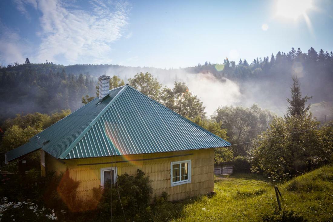 Садиба Під Гострою Ždenijevo Exteriér fotografie