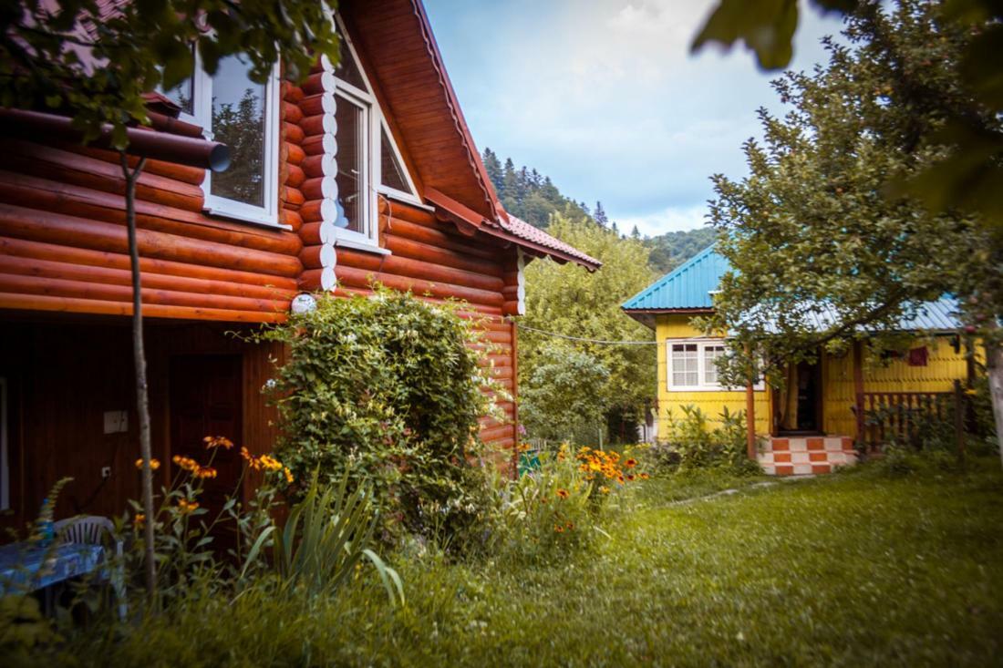 Садиба Під Гострою Ždenijevo Exteriér fotografie